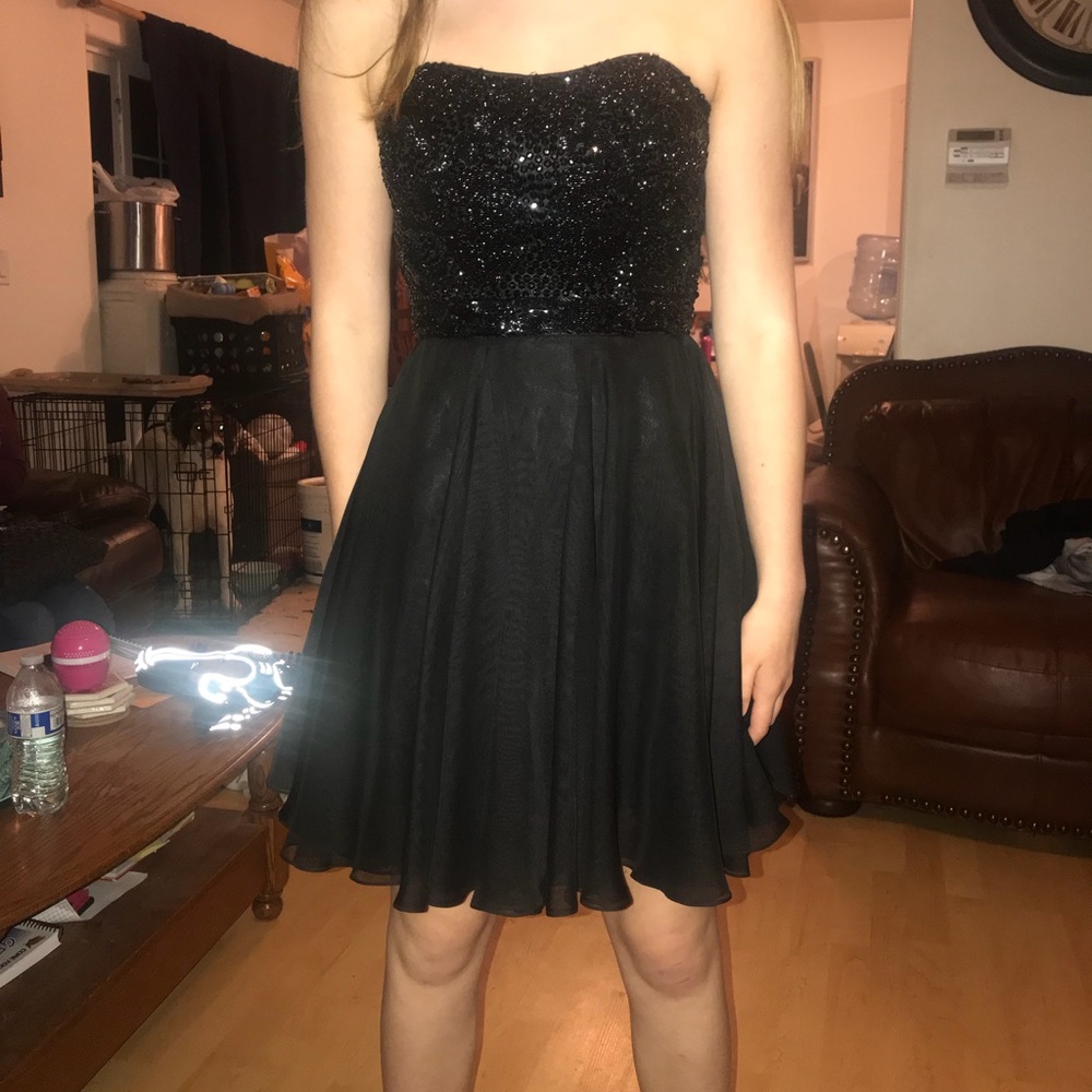 sherri hill short prom size 4